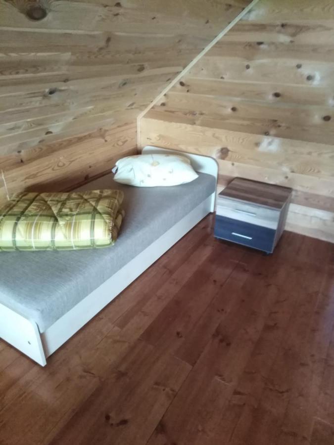 Viesu Maja Manturi Hotel Peipini Bagian luar foto