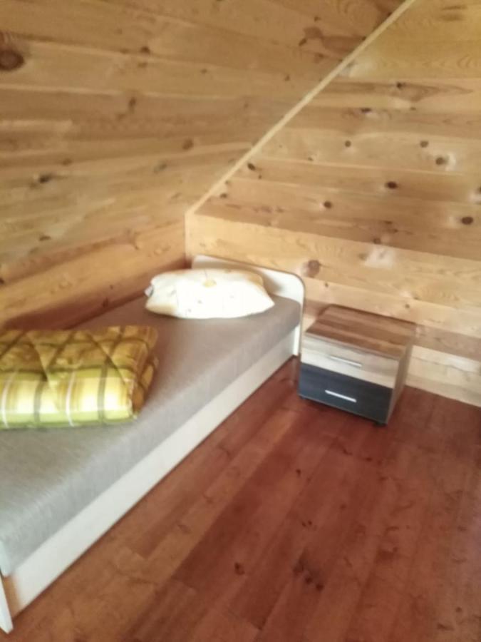 Viesu Maja Manturi Hotel Peipini Bagian luar foto